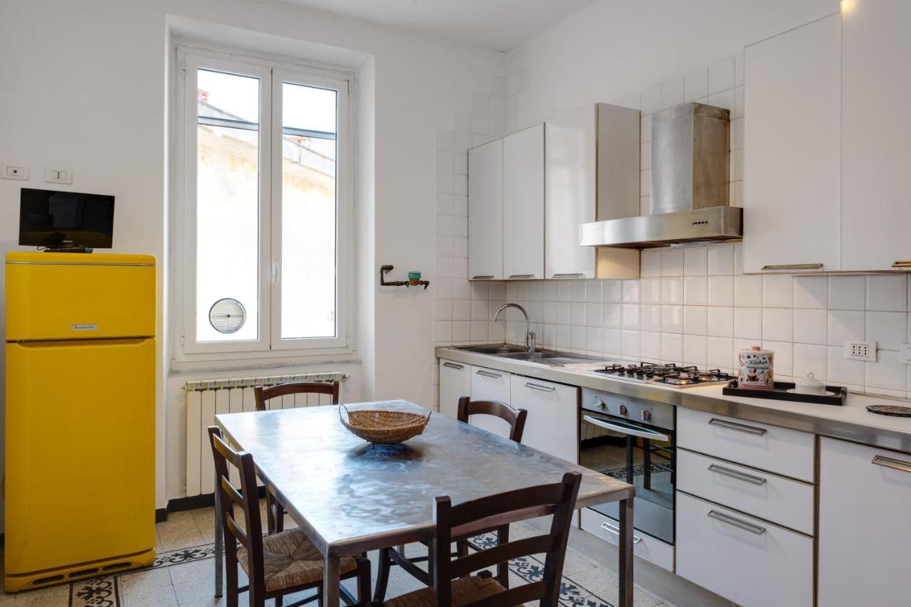 Piazza Concordia Apartment With Balcony La Spezia Luaran gambar