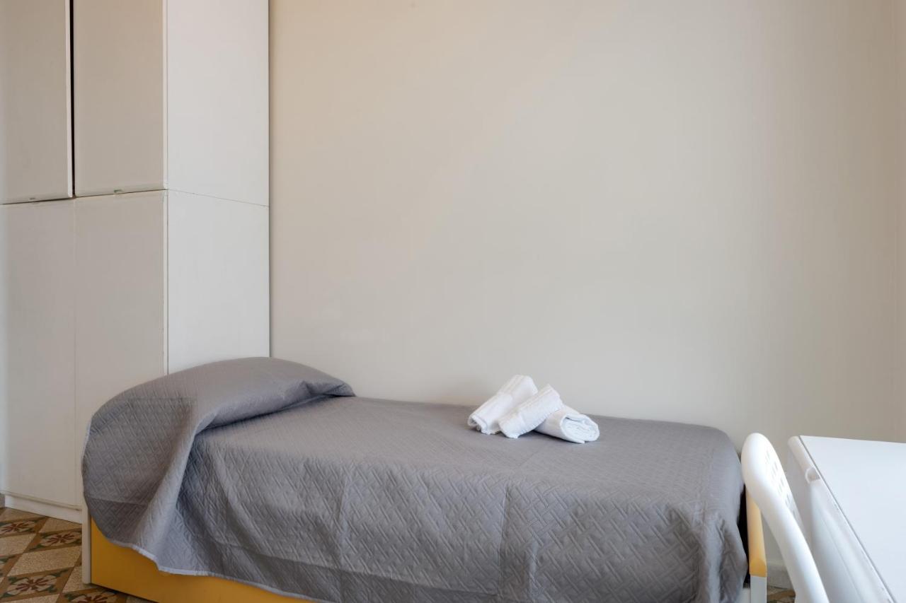 Piazza Concordia Apartment With Balcony La Spezia Luaran gambar